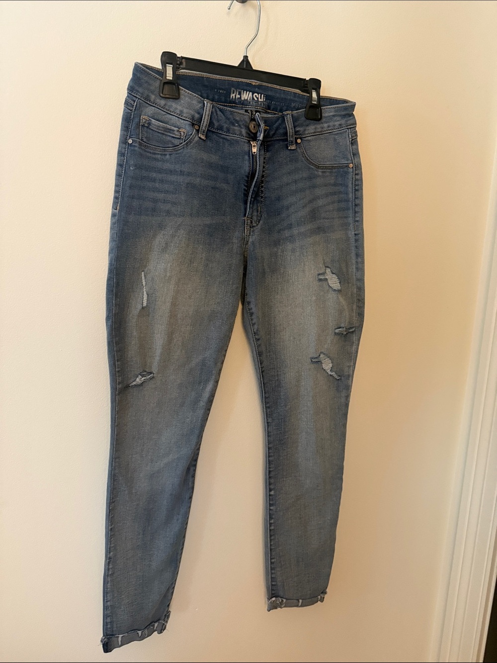 Rewash Distressed Light Blue Ankle Jeans